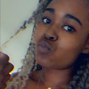 Meet your Posher, Keairra